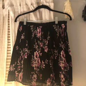 Forever 21 floral skirt !